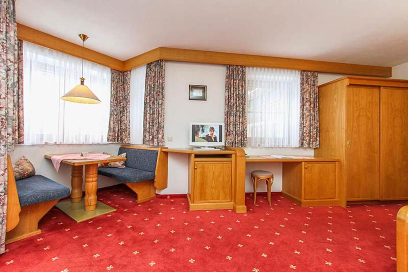 Gasthof Bad Hochmoos Lofer Room photo